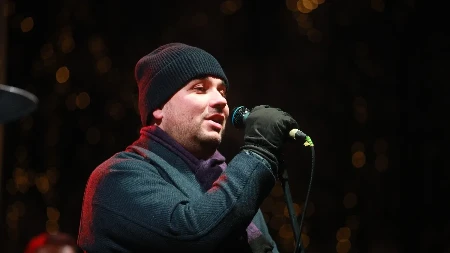 "Jeo sam ostatke tuđih sendviča" Pevač otkrio kroz šta je prošao: "Od stresa mi je opala kosa"