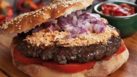 Hamburger od 14 evra: Hrvati u ovom mestu šokiraju i goste sa dubokim džepom!