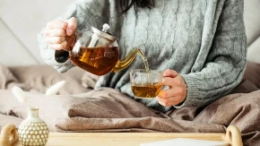 Najbolji čaj za nesanicu! Zaboravite na tablete, popijte ga pred spavanje i spavaćete kao beba