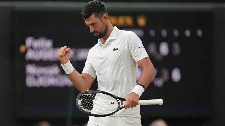 Novak Đoković se posle više od pet sati borbe plasirao u polufinale Vimbldona