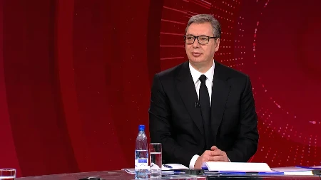 Tačno u 19:30: Predsednik Srbije Aleksandar Vučić gost Dnevnika na RTS-u