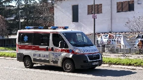 Mladiću (21) mašina otkinula ruku do ramena, lekari nisu uspeli da je spasu! Preživeo jezivu nesreću na njivi