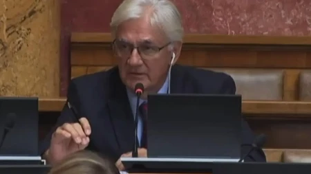 Nakon penzionera, na meti blokadera su sada žene! Jedni misle da ne znaju da pišu zakone, drugi kažu da su došle neobrijane sa štajge!