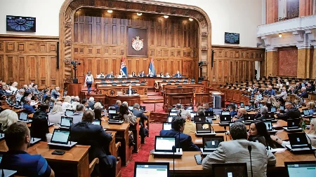 Istorijski zakon pred usvajanjem u Skupštini: Roditelji negovatelji dobijaju staž i platu koja raste, ministarka objasnila sve detalje!