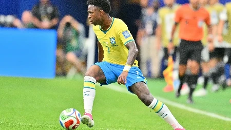 Najveći transfer leta: Vinisijus prihvatio ponudu šampiona Engleske?