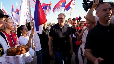 Vučić poslao moćnu poruku građanima: Moramo da budemo među ljudima, da čujemo njihovo mišljenje (VIDEO)
