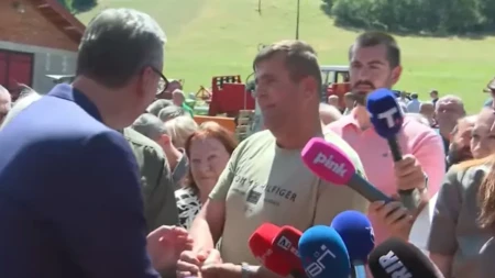 "Najradosnija informacija koju sam mogao da dobijem" Otac zahvalio Vučiću što je njegovoj ćerci odobren lek za tešku bolest (VIDEO)