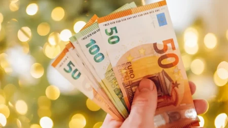 Sve više zemalja upozorava građane - ne oslanjajte se samo na kartice, imajte gotovinu kod kuće
