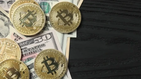 Bitkoin ispod 56.000 evra, itirijum u minusu