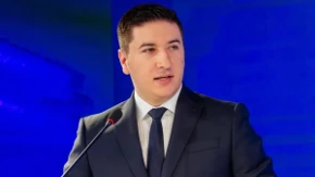 "Uči od Vučića kako se čuva dostojanstvo": Dajković podsetio Spajića ko ga je doveo do fotelje premijera