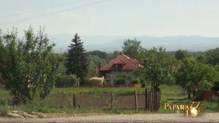 Odrastao u siromaštvu, pa zaradio milione! Ovo je kuća našeg poznatog pevača (FOTO)