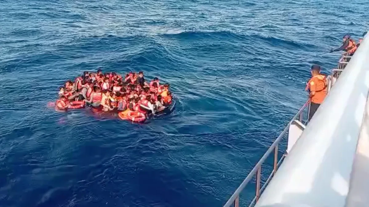 Horor na trajektu! Vatra buknula uspred plovidbe, ima mrtvih, traga se za nestalima
