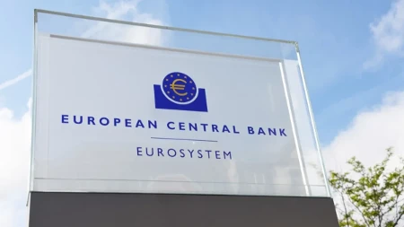 Plaćanje bez novčanika sve popularnije, ali ECB upozorava na opasan trend 