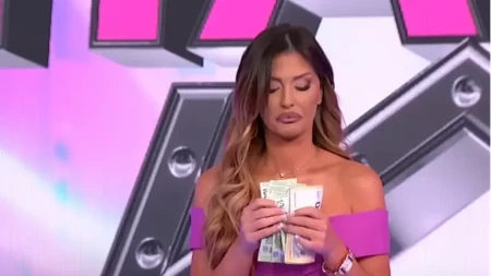 Zadrugarka vratila cimerki dug uživo u emisiji! Donela 5.000 evra, nastao šok u studiju