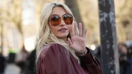 ,,Prelepa je, ali...": Pevačica odbrusila na negativan komentar povodom izgleda, sa njom nema šale