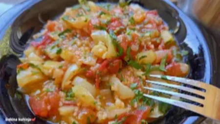 Starinski recept za đuveč iz rerne! Recept se prilagođava onome što imate u frižideru