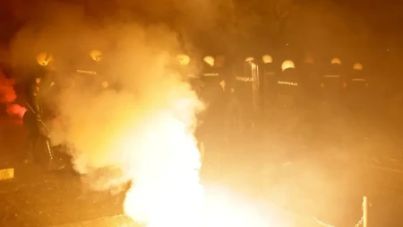 Gazili su, vređali i pretili narodu, a sada traže njegove glasove: Blokaderi bi da "uđu među siromašne i neobrazovane"