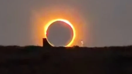 Snimak koji je zapalio planetu: Španski skejter poleteo ispred pomračenog Sunca, 120 miliona pregleda za 24 sata
