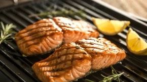 Sočan losos sa grilovanim povrćem – lagana večera puna ukusa bez dodatnih priloga