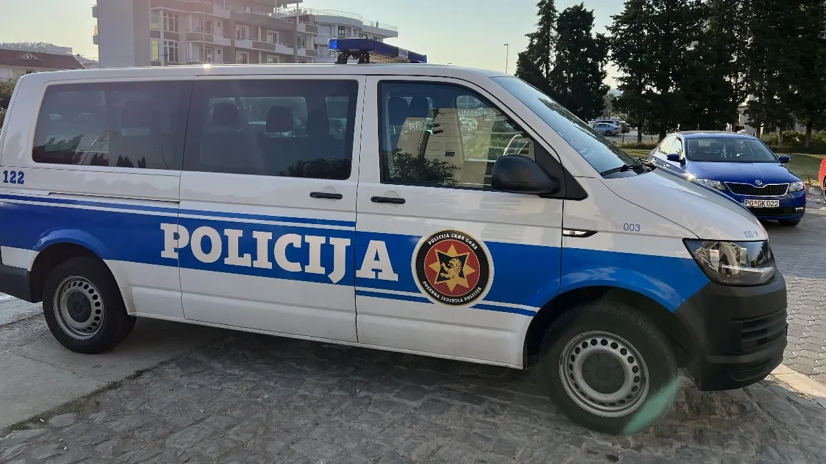 Advokat Lekić pušten iz pritvora: Određene mu mere nadzora, sumnjiči se za pranje novca