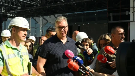 Za tri i po meseca ovo ima da sija! Vučić: Pod pritiskom morate da radite i pobeđujete