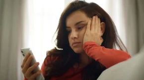 Telefon postaje skroz nebitan: U modi su uređaji koje smo mislili da je vreme pregazilo