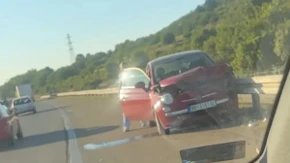 Saobraćajka kod isključenja za Vrčin: U nesreći učestvovala dva vozila (FOTO) (VIDEO)