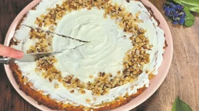 Dunjina osvežavajuća torta sa šargarepom i jabukama Poćiće vam voda na usta 