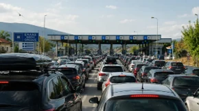 Put se pretvorio u noćnu moru - Srpkinja zadržana na Evzoniju, EES joj izbrisao putovanja