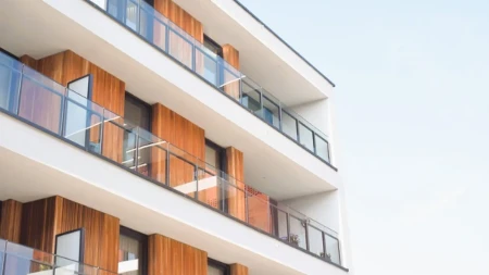 Kvadrat na moru 1.400 evra: Ova destinacija privlači sve više kupaca, a svetski je poznata