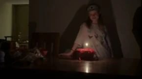 Roditelji sve češće slave prvu menstruaciju svojih ćerki: Torte, baloni i posebne proslave podelili javnost