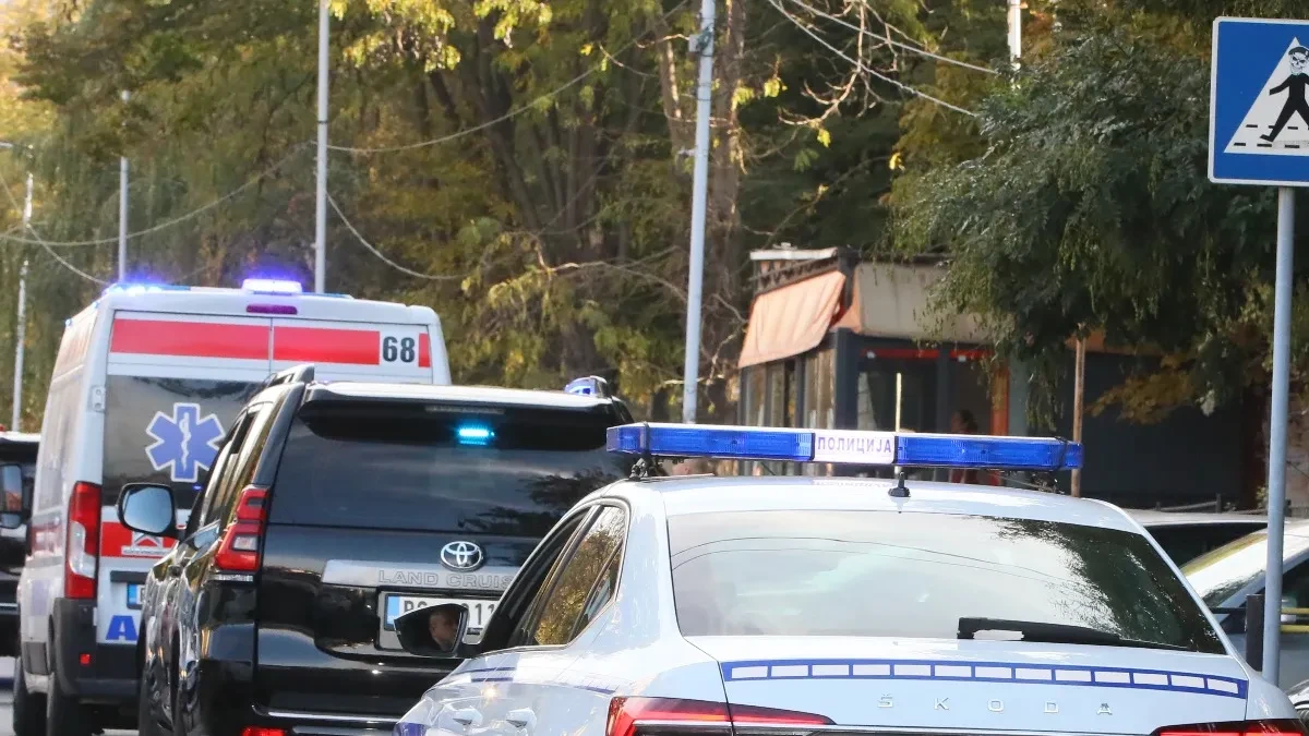 Dete (3) samo trčalo oko zgrade, boso i u pelenama: A roditelji spavali 