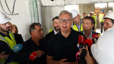 "Da svaka majka poželi ponovo da dođe" Vučić: Moramo da pravimo lepša porodilišta