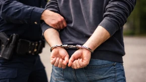 Drogiran upao u kuću starice, pa brutalno nasrnuo na nju: Uhapšen muškarac (48)