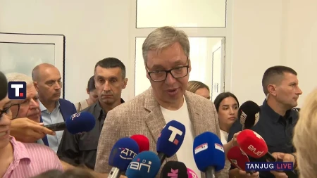 Vučić o promeni vlasnika Nove S i N1: Do sad to bio politički projekat finansiran od spoljnih službi da bi se rušila vlast u Srbiji