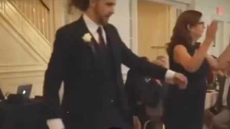 Mlada ostala po strani, mladoženja zaplesao sa mamom: Niko nije bio spreman za ono što je svekrva uradila