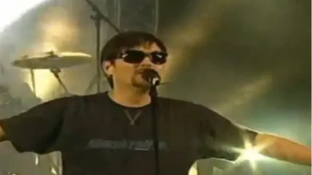 "Umro je od miksa tableta!" Udovica čuvenog pevača o njegovoj smrti: Svi su pričali da se predozirao, a ovo je istina