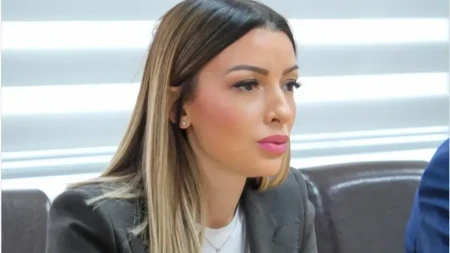 Mesarović oštro odgovorila Mariniki Tepić na ponovne napade na lidera naprednjaka: Nećeš svoj otrov i jed posipati po Milošu Vučeviću, samo da bi imala šta da objaviš po mrežama
