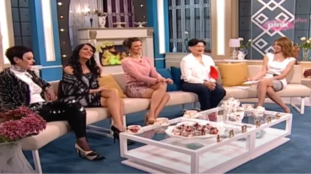 Voditeljka (87) otkopčala pantalone u emisiji! Gledaoci zanemeli od šoka! (FOTO)
