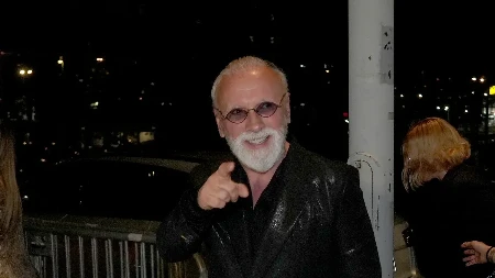 Narod sprema tužbu za Dino Merlina zbog haosa na Koševu: "Naš dobri adžija, ide ti kolektivna!" 