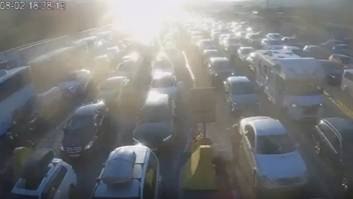 Na granicama je pakao, i to u svakom smislu! Igla nema gde da padne, stoji se satima