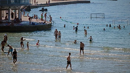 Hrvati ispustili fekalije u more! Ešerihija koli pronađena u vodi, bolje se ne kupajte!