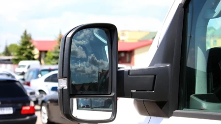 Udare vas u retrovizor, a onda traže novac - nova prevara vozača hara Evropom