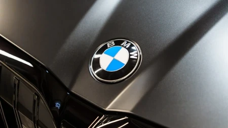 BMW povlači skoro 30.000 automobila sa tržišta: Razlog je neverovatan