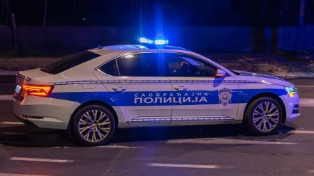 Automobil završio na krovu u Vojvode Stepe: Saobraćajka u Beogradu, poznato šta je sa vozačem