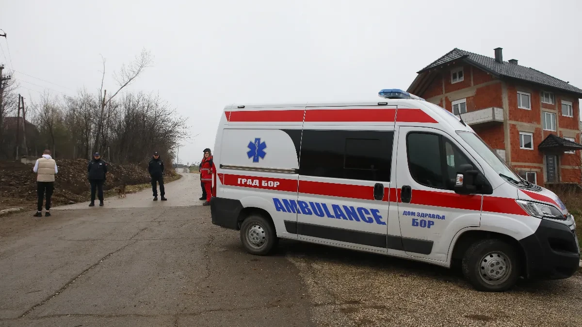 Užas! Dečak (12) povređen u stravičnoj nesreći: Sudar automobila i motocikla kod Jagodine 