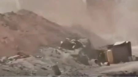 Zastrašujući snimci razornog zemljotresa! Oštećeno desetine zgrada, ljudi bežali iz domova! (VIDEO)