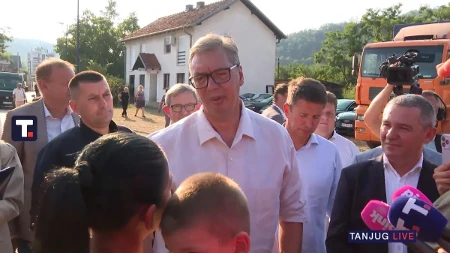 "To nije sasvim realno, ali ćemo pomoći već sutra" Vučiću se obratila žena sa problemima, on joj dao obećanje!