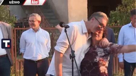 Vučić sa narodom: Predsednik ceo dan razgovarao sa građanima i rešavao probleme!