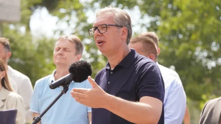 Srbija bila na ivici pakla: Vučić se obratio ljudima koji su branili kuće od vatre